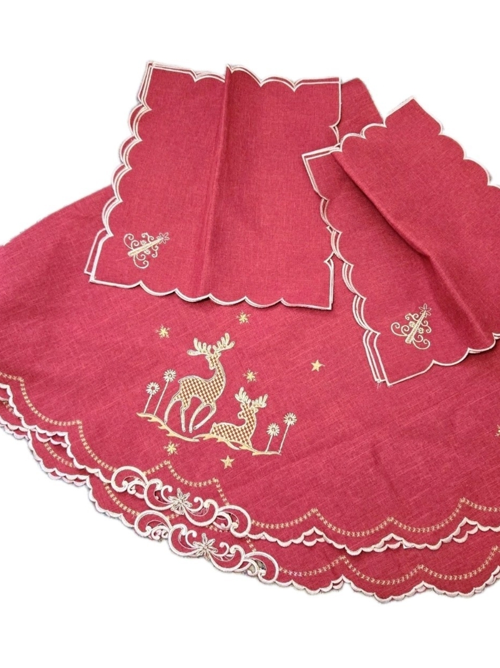 Christmas Tablecloth Napkin Set Reindeer Tree Embellished Scroll Edge Linen Look